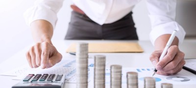 گزارش بازار / بورس به دنبال نقدینگی