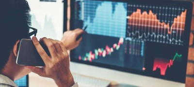 پیش از شروع معاملات امروز از وضعیت بازار آگاه شوید .