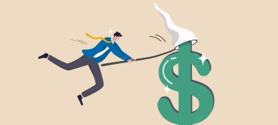 شکار دلار یا شکار سهام ؟
