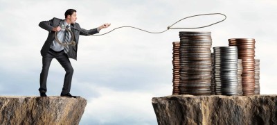 شکاف میان بازار و نقدینگی