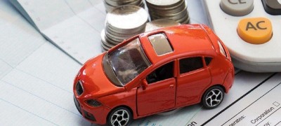 تغییر سهام سهامداران عمده / افت شاخص هم وزن و حذف قیمت گذاری خودرو