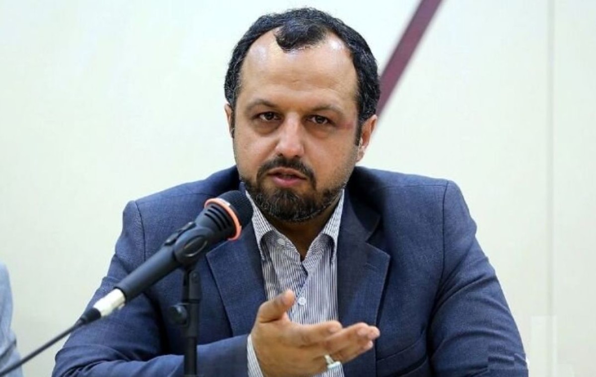 وزیر اقتصاد: کمک به سرمایه‌گذاران خرد وظیفه دولت است