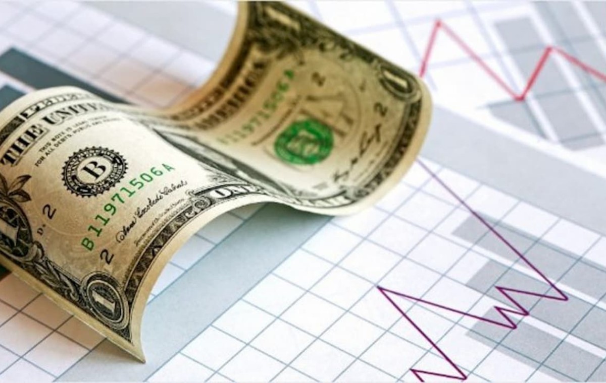 گزارش بازار: پایان ارز  4200 در سال 1400